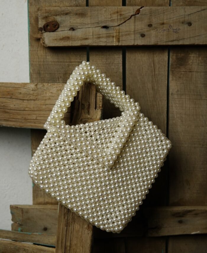 Luminous Clutch