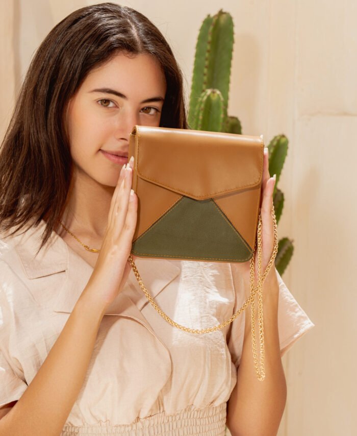 “Grained leather crossbody bag” 